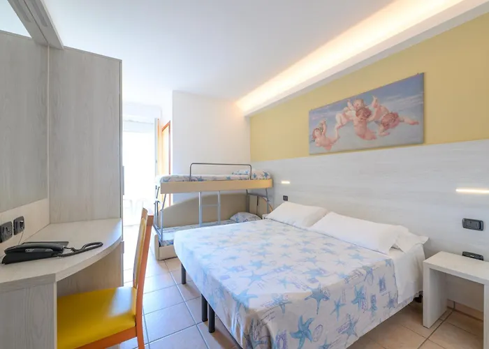 Hotel Con Piscina Sans Souci