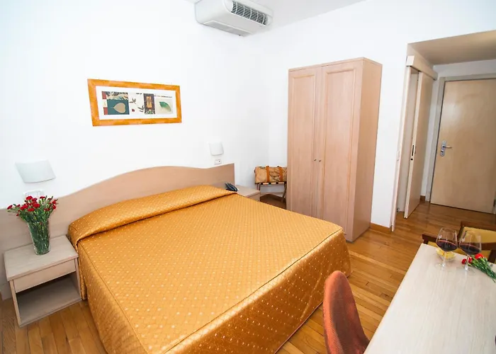 Boutique hotel only: Hotel La Colonna Siena