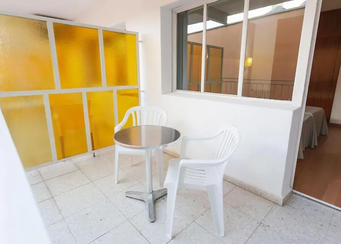 Cheap hotel: Port Vista Oro