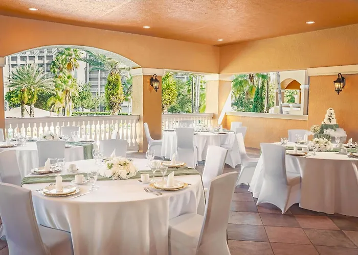 Floridays Orlando Two & Three Bed Rooms Condo