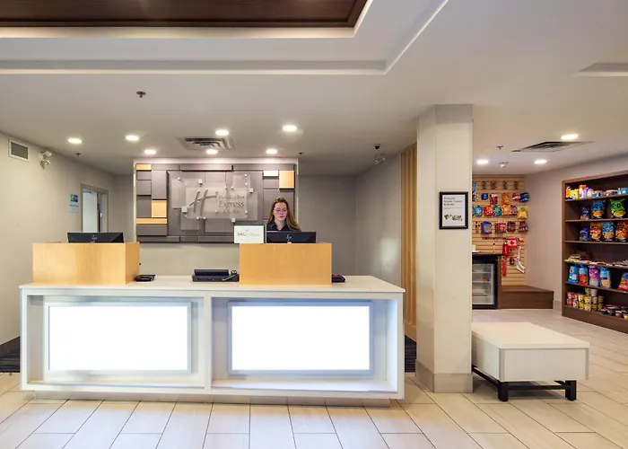 Family Hotel: Holiday Inn Express Hotel & Suites-Hinton By Ihg