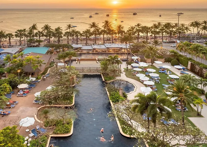 Jomtien Palm Beach & Resort - Family-Friendly