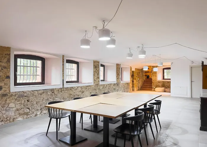 Chalet: Majordoms - Castell De Villavecchia - 20 Pax