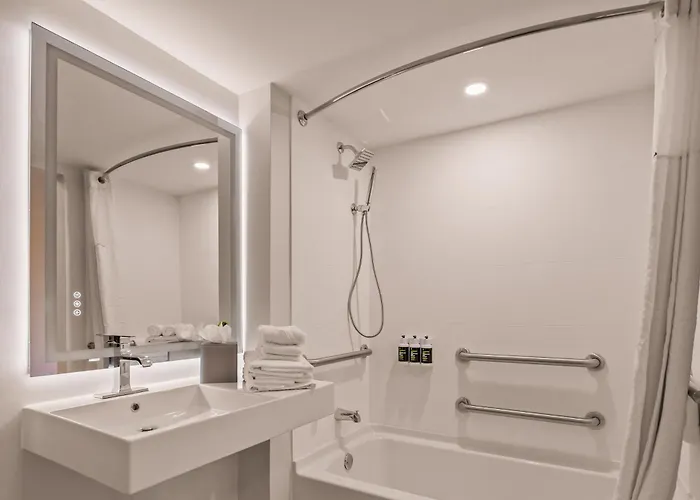  B&B Orlando International Drive Near Universal - Newly Renovated!