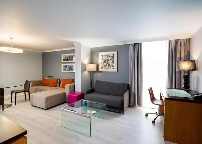  Hilton London Kensington