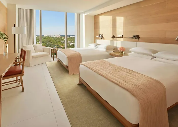 Hotel familiar: The Miami Beach Edition