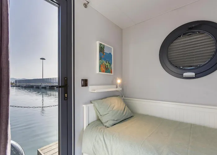Hotel adatto agli animali: The Homeboat Company Sant'Elmo-Cagliari
