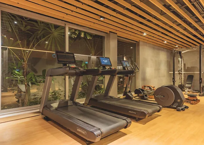 Beach hotel: Twinpalms Montazure Phuket