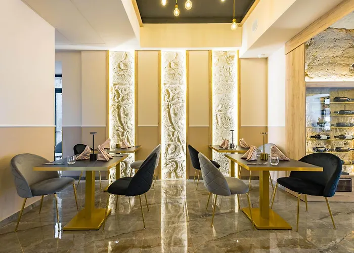 Bella Napoli Suites