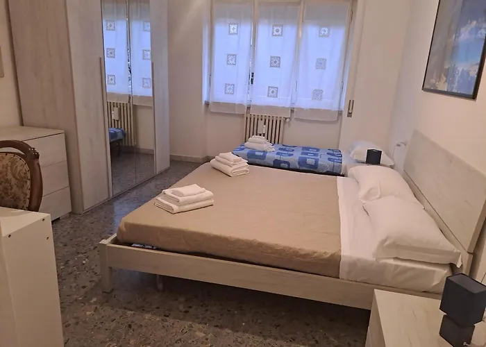 Gold Sunshine srls Guest House o Affittacamere