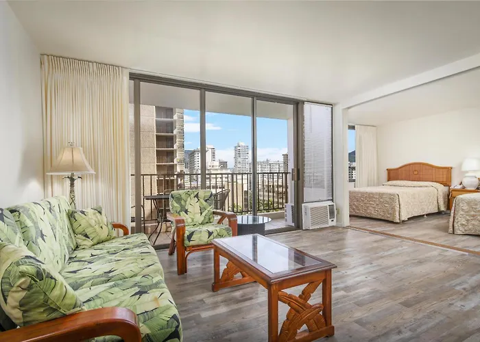 Aston At The Waikiki Banyan