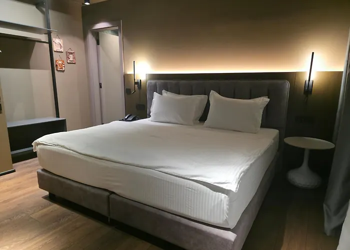 Mondial Hotel