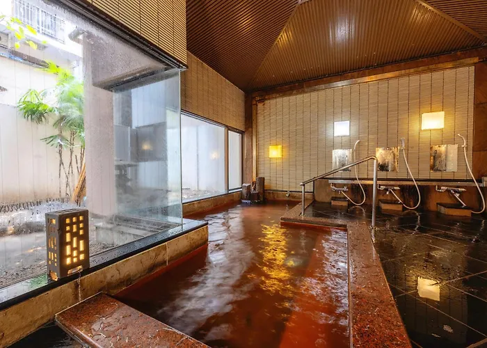 Hotel near College: Osaka Ryokan Kuramoto
