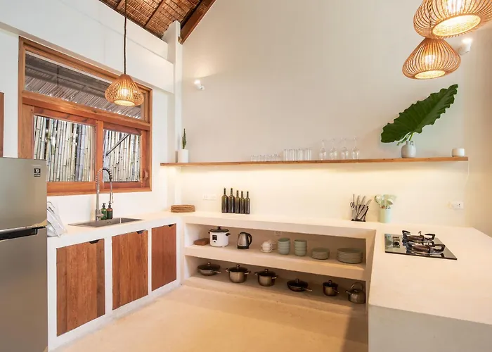 Pool Villa: Seaclub Siargao