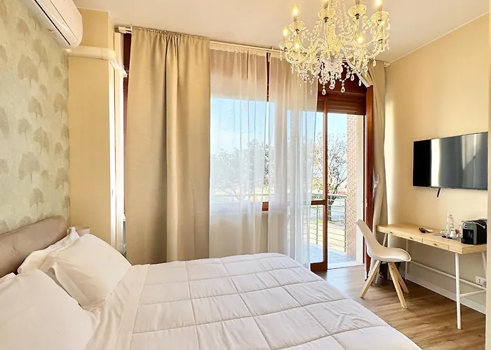 Regina Elena Rooms