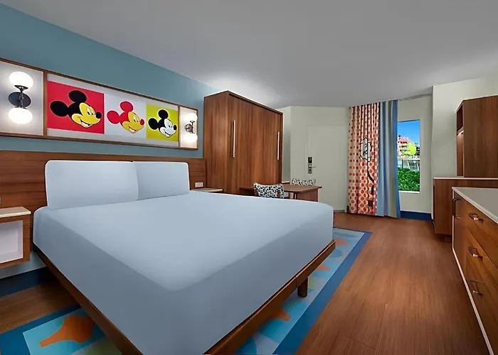 Family Hotel: Disney'S Pop Century Resort