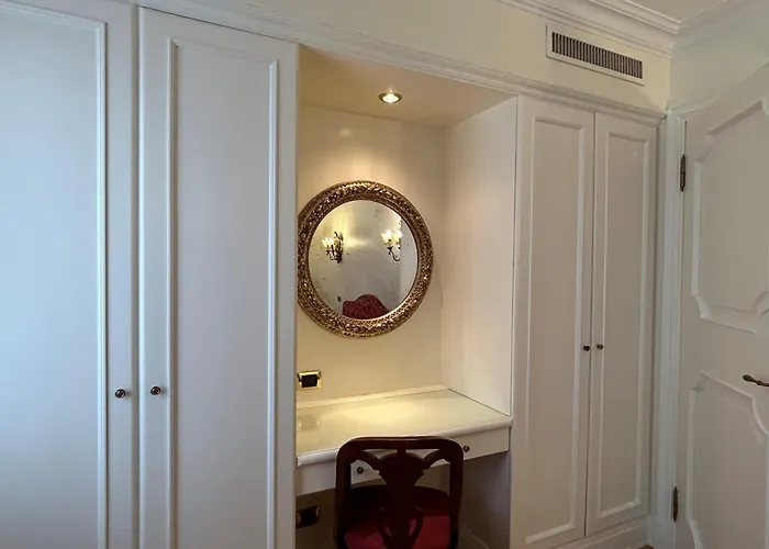  Suites Torre Dell'Orologio