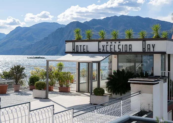 Hotel céntrico: Hotel Excelsior Bay