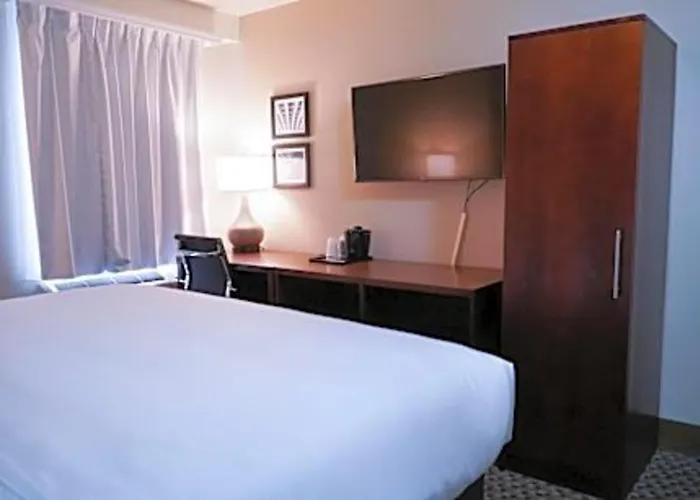 Hotel Mint Jfk Airport