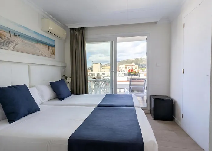 Hotel Medium Claramar