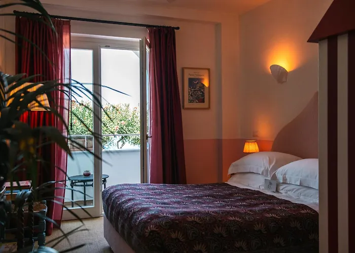 Сity center hotels Il Capri