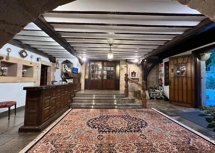 Hotel Santillana
