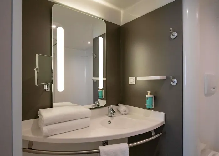 Novotel Suites Airport