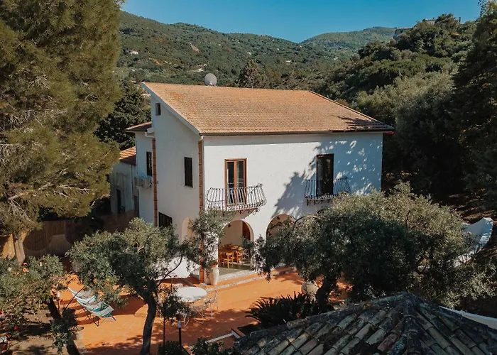 Villa Toto Resort