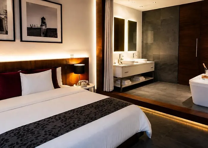 Hotel Jacuzzi Privatif BTH – Boutique Concept