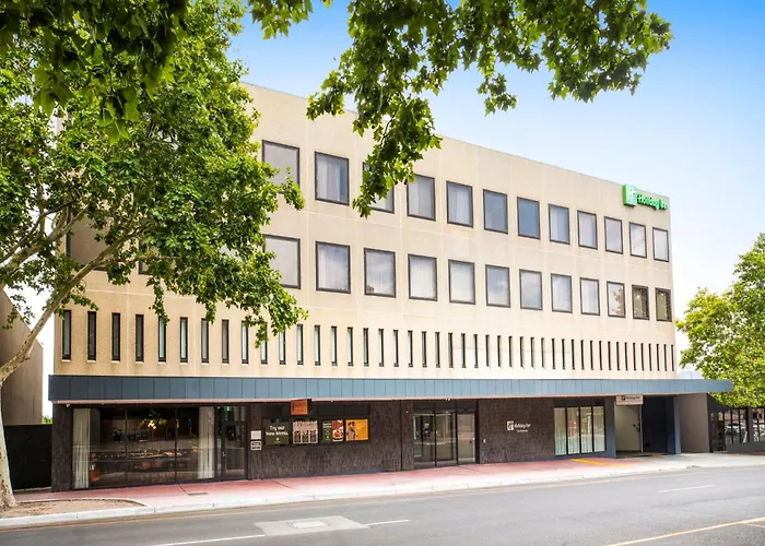 Resorts Guide Holiday Inn Dandenong By Ihg