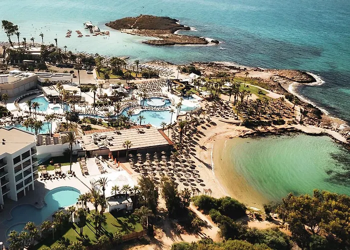 Adams Beach & Spa (Adults Only)