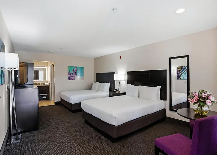 Family Friendly Hotels Grand Legacy At The Park