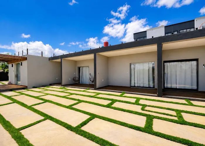 Pousada com piscina, jacuzzi e com vista em Capitólio - Casa Decore
