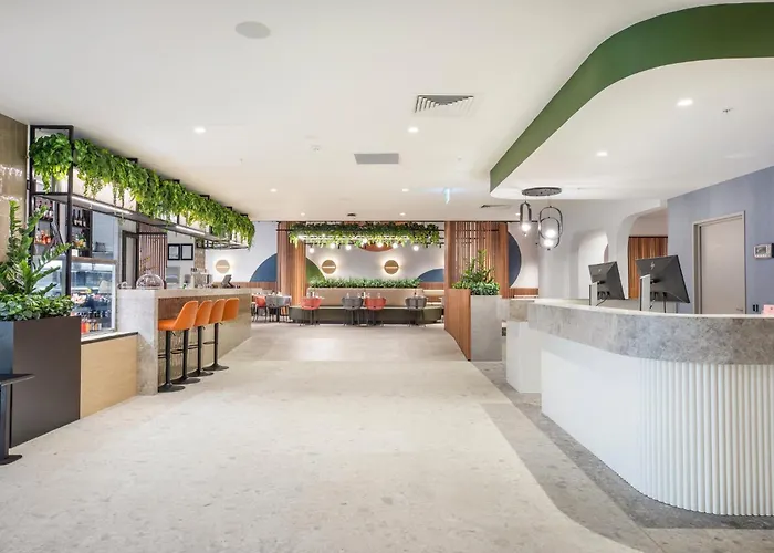 Resorts Guide Holiday Inn Dandenong By Ihg
