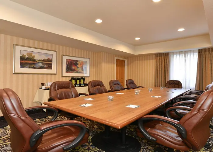 Motels Staybridge Suites - Calgary Airport By Ihg