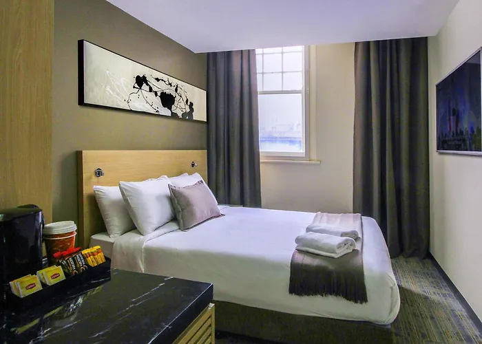 Cheap hotels Ibis Budget - Melbourne Cbd
