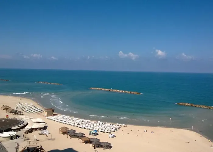 Crowne Plaza Beach By Ihg