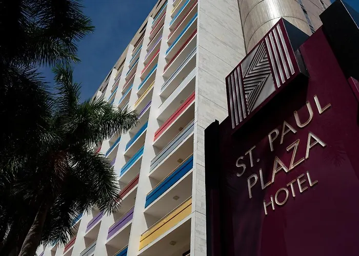 St Paul Plaza Hotel