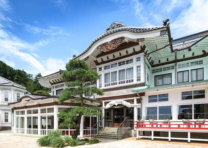 5 star hotels Fujiya