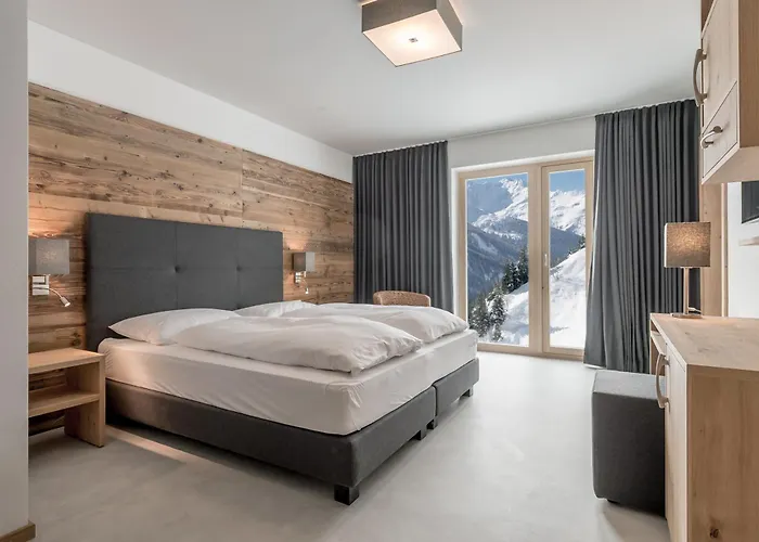  Mondschein & Chalet Ski-In Ski-Out Luxus Am Arlberg