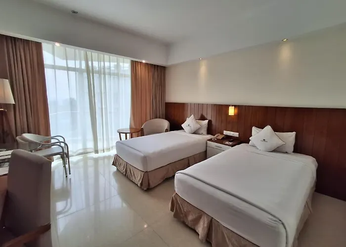 Ocean Paradise And Resort