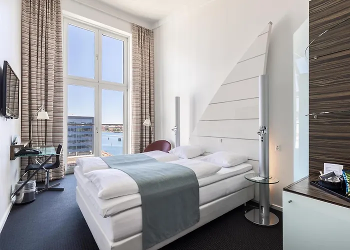  Copenhagen Island