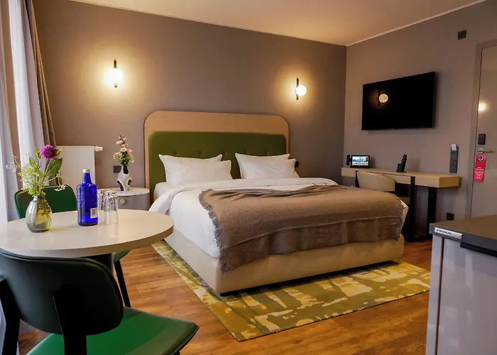 Fourty Three Luxury Serviced Apartments