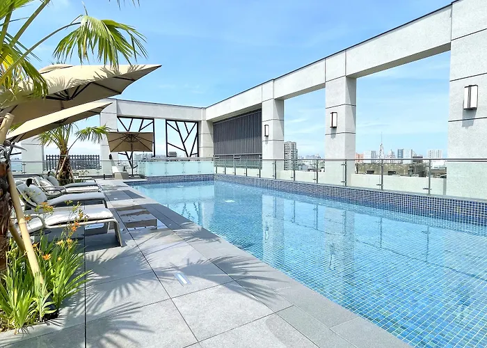 Сity center hotels Grand Banyan