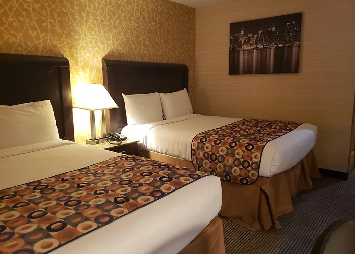 Elmhurst Hotel