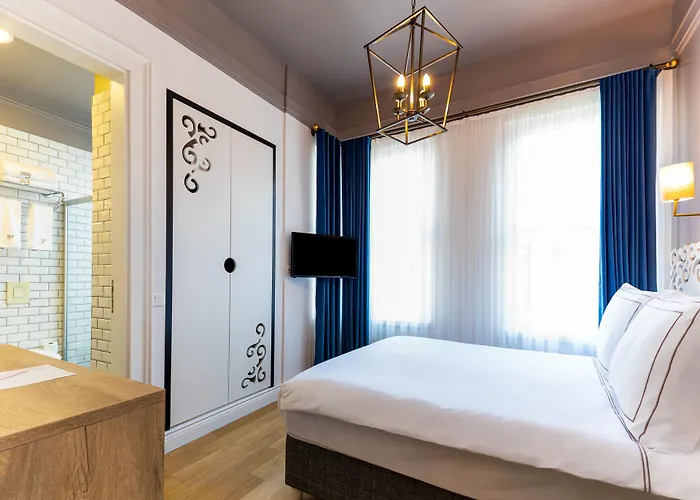 Petros Hotel