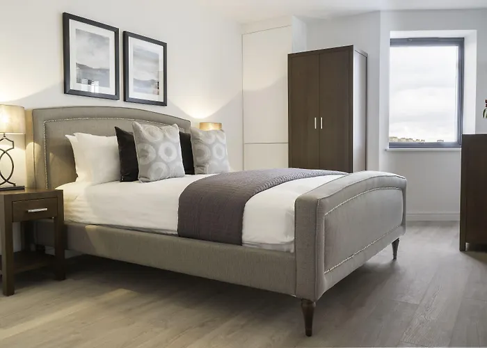Aldgate By Excel s