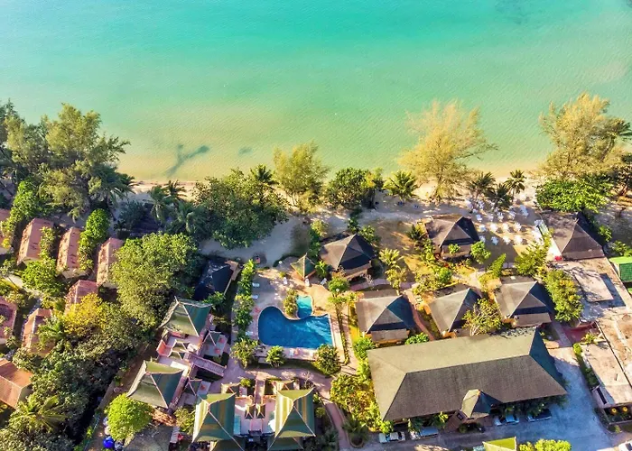 Coconut Beach , Koh Chang