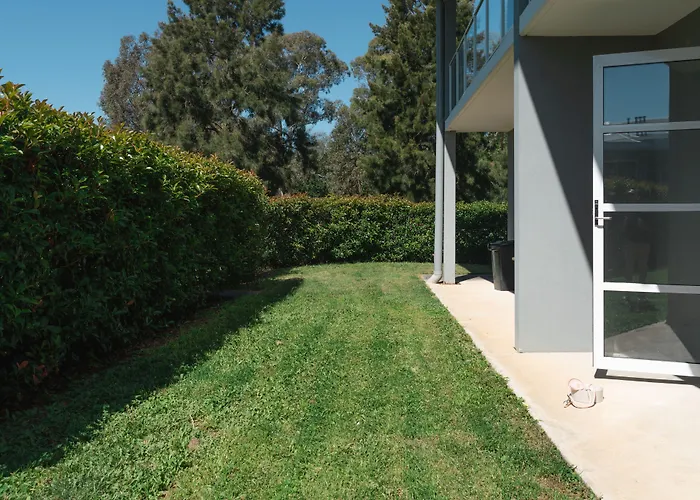 Abode Narrabundah