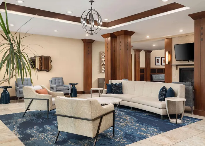 Homewood Suites By Hilton Newport-